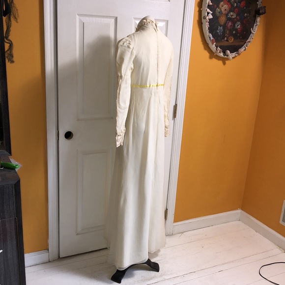 Vintage 1970’s Victorian Style Dress Gown - Picture 5 of 6